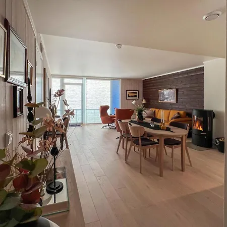 Lejlighed Amazing In With Kitchen Sjusjoen